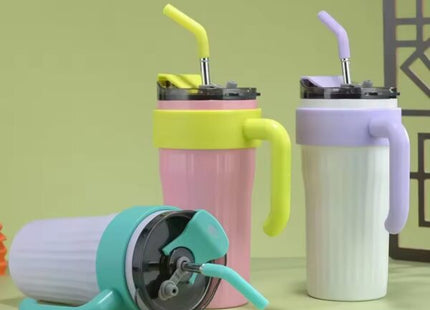 Cană Termos Inox 800 ml cu Pai Reutilizabil – Pereți Dubli Izolați, Capac Etanș, Menține Temperatură Caldă sau Rece, Ideală pentru Birou, Mașină sau Călătorii